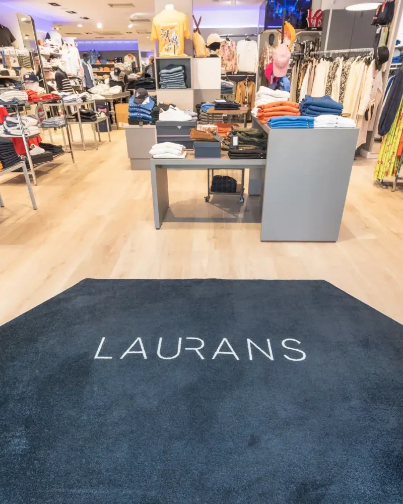 Realisation-agencement-magasin-Lepoitevin (1)