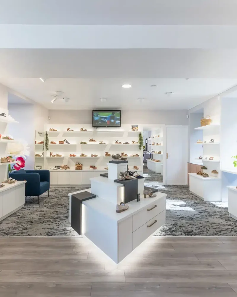 Realisation-agencement-magasin-Lepoitevin (2)