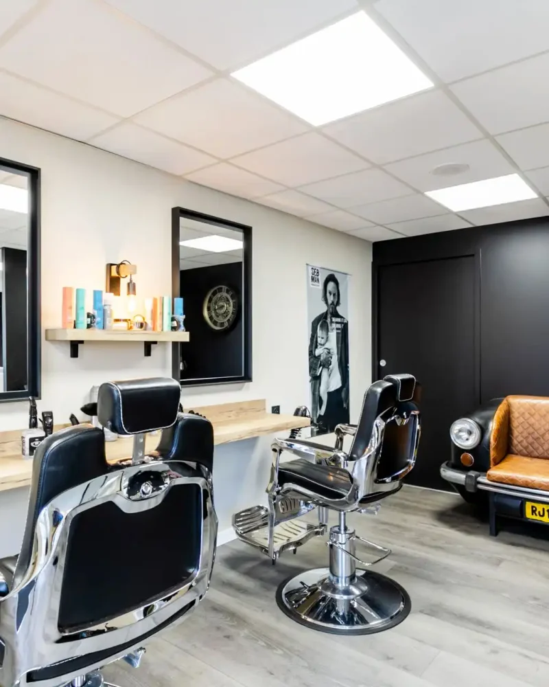 Agencement de magasin à Lesneven par Le Balcon agencement