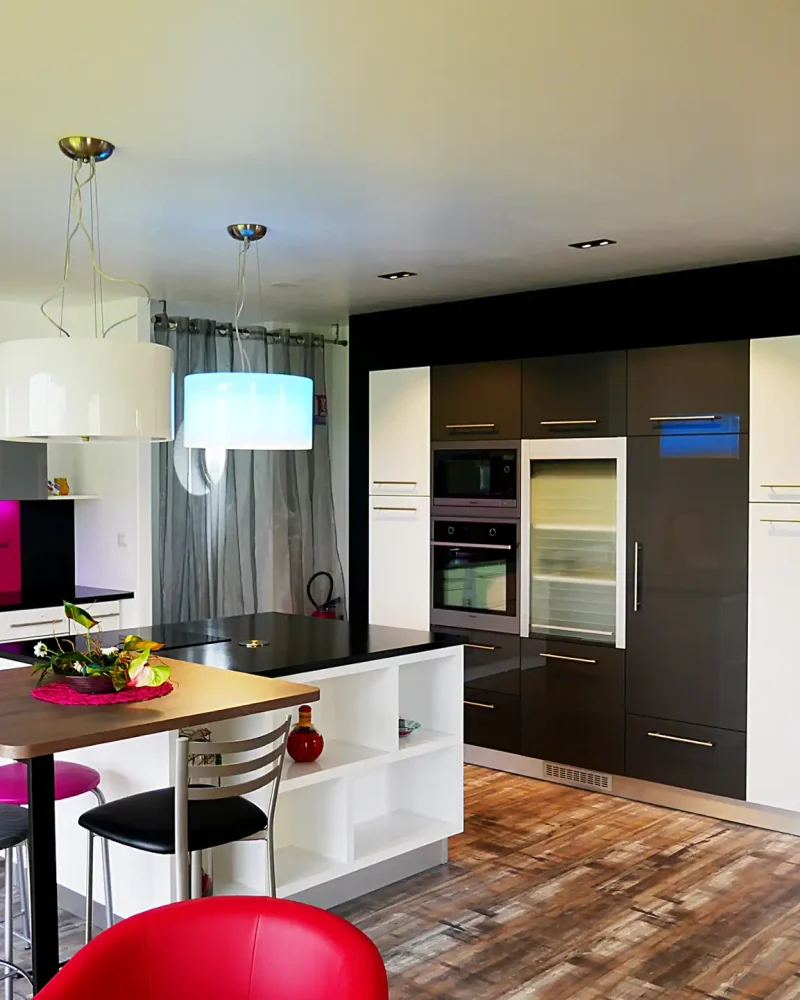 Pose de cuisine sur mesure à Lesneven par Le Balcon agencement